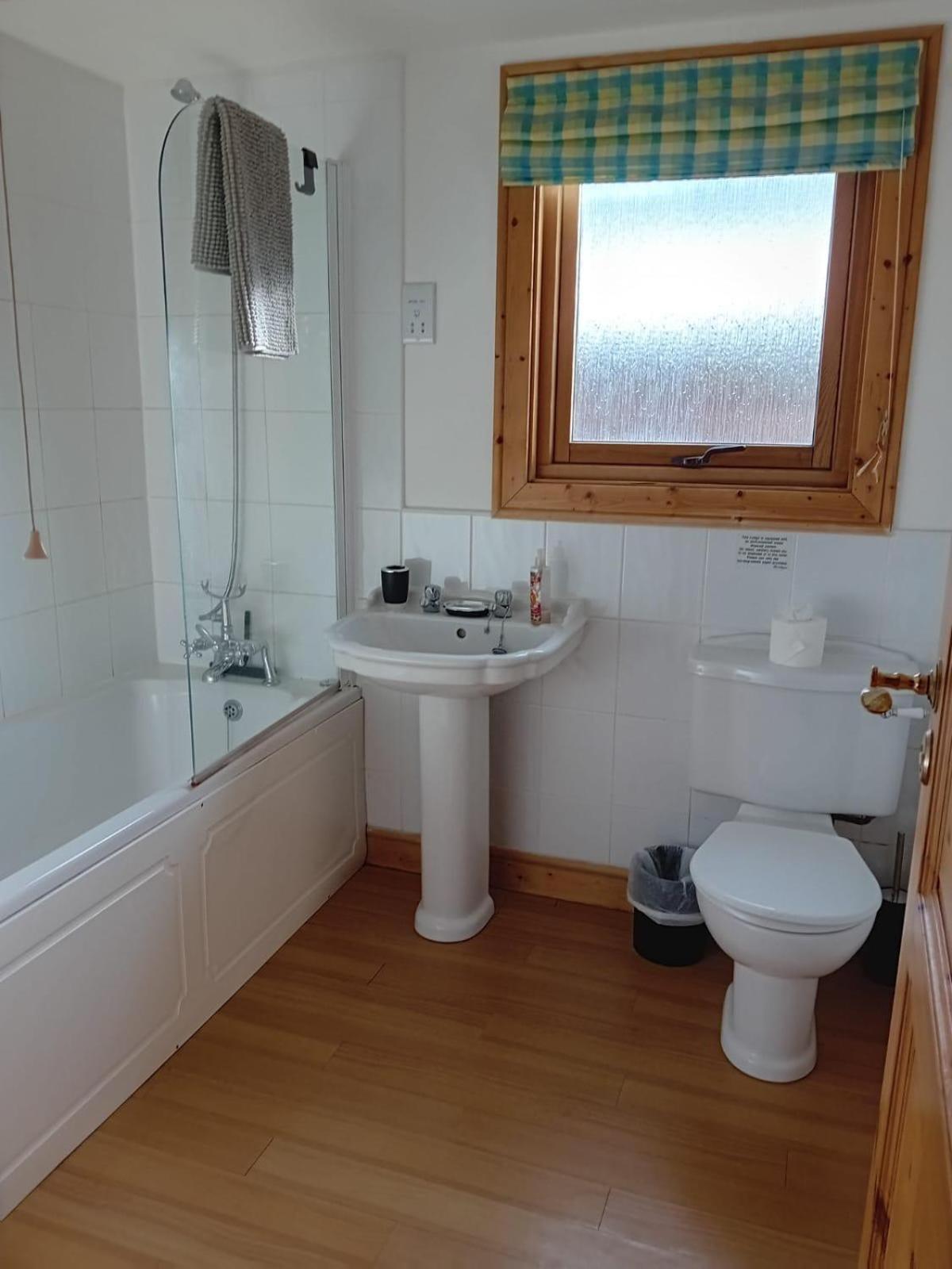 Bamboo Retreat Villa Louth  Luaran gambar